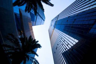 绿景中国荣获2017年深圳市房地产开发行业双“十强”殊荣